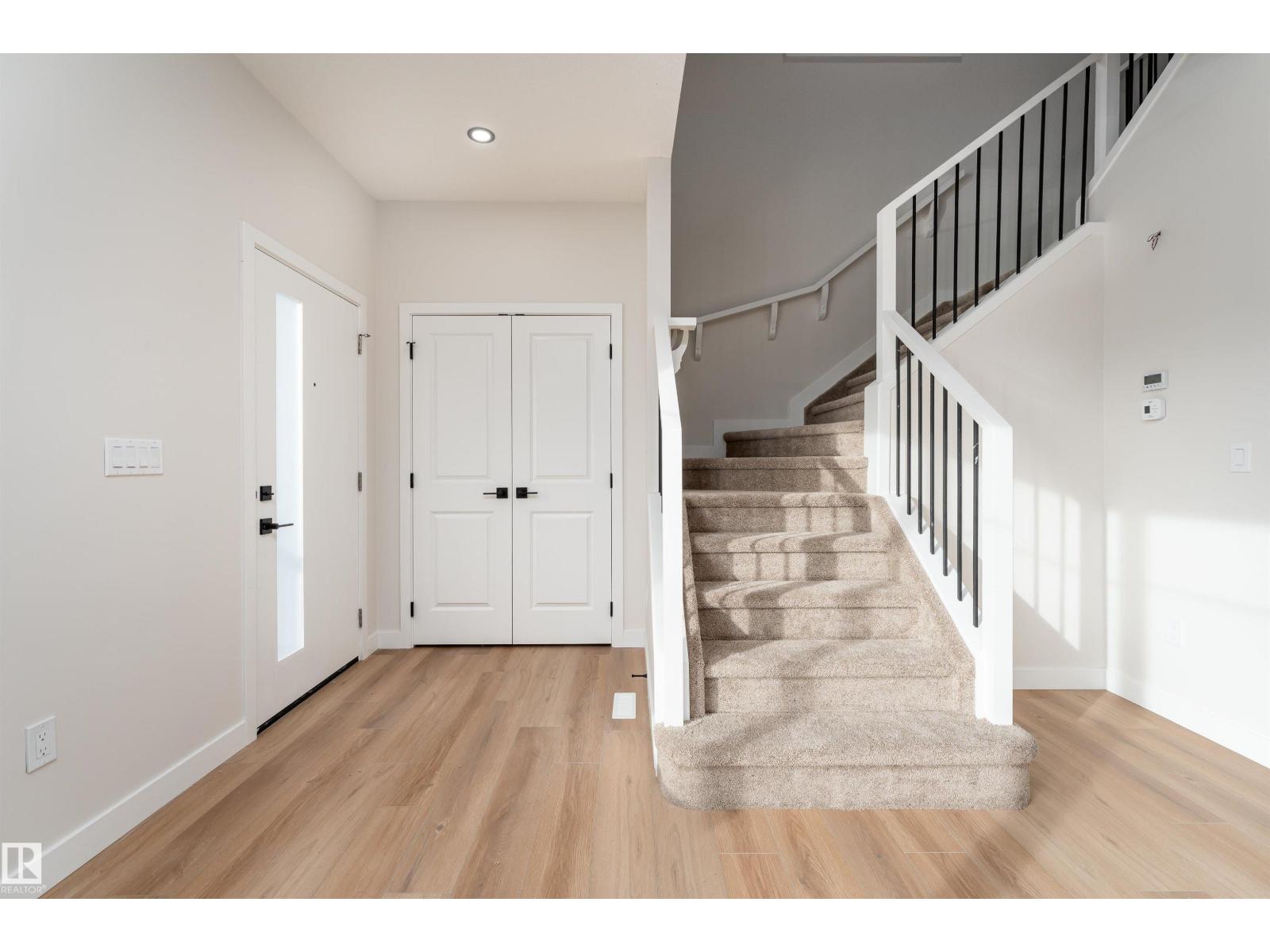 30 WESTWYCK LI - 24