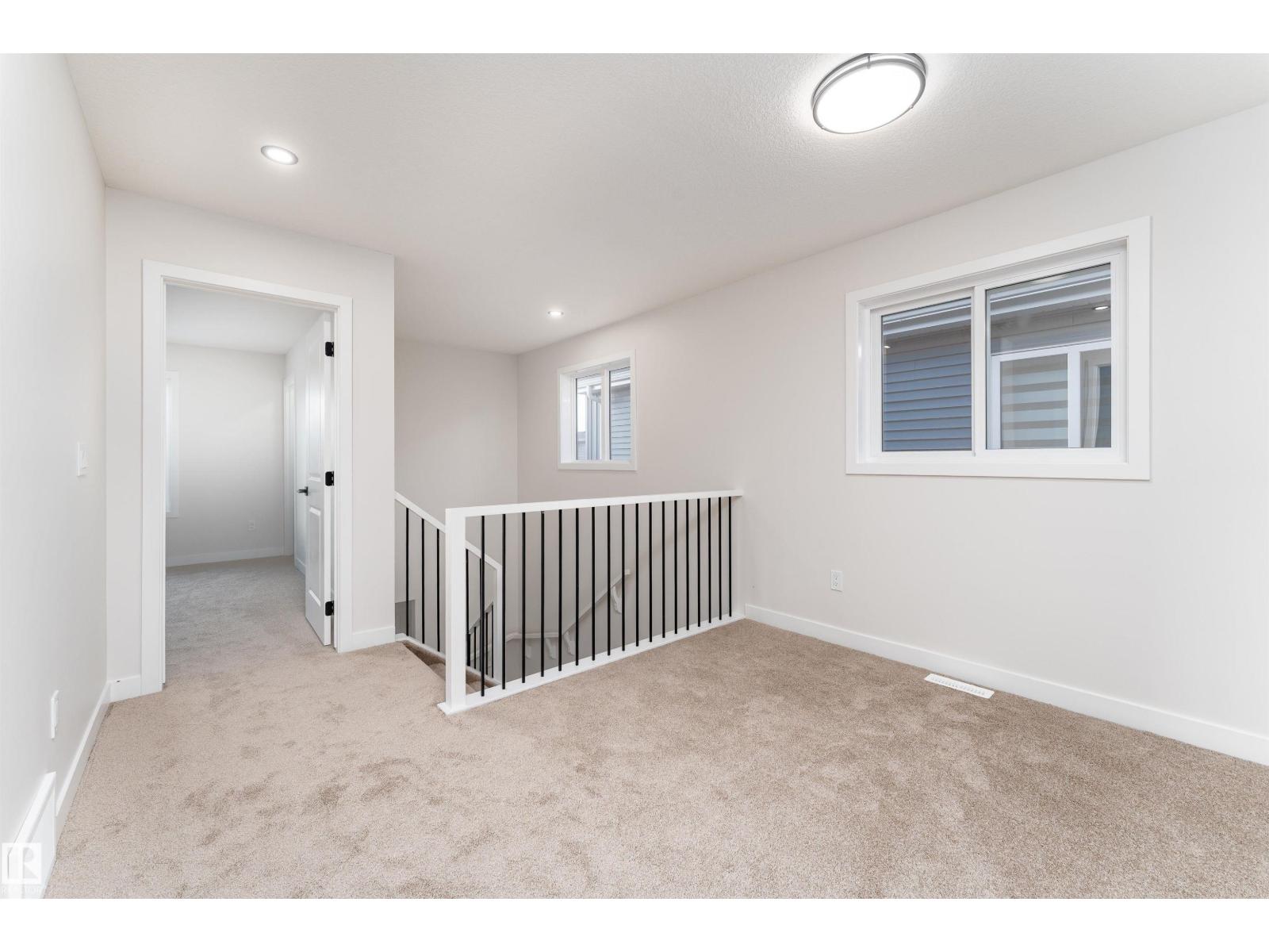 30 WESTWYCK LI - 25