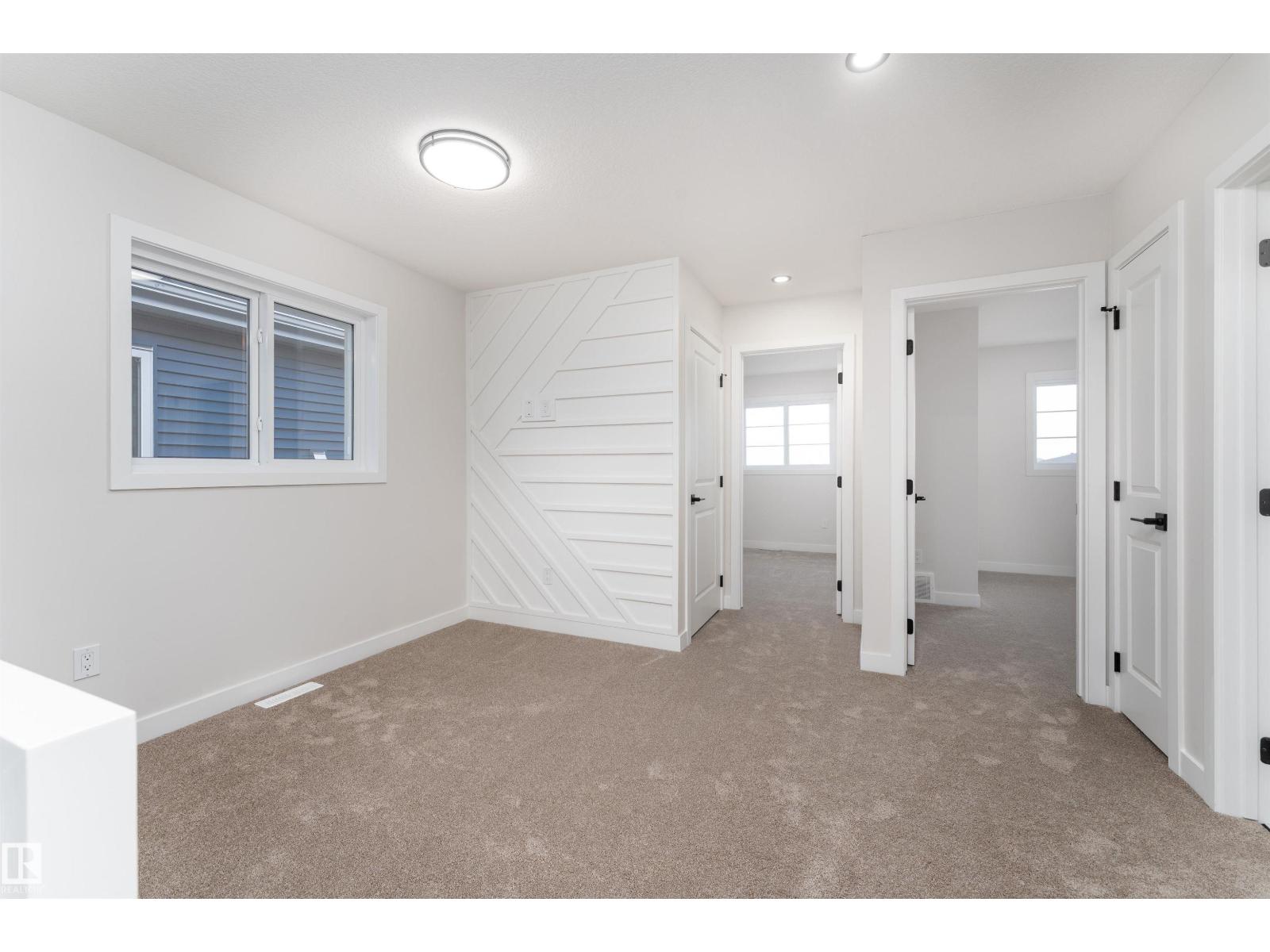 30 WESTWYCK LI - 33