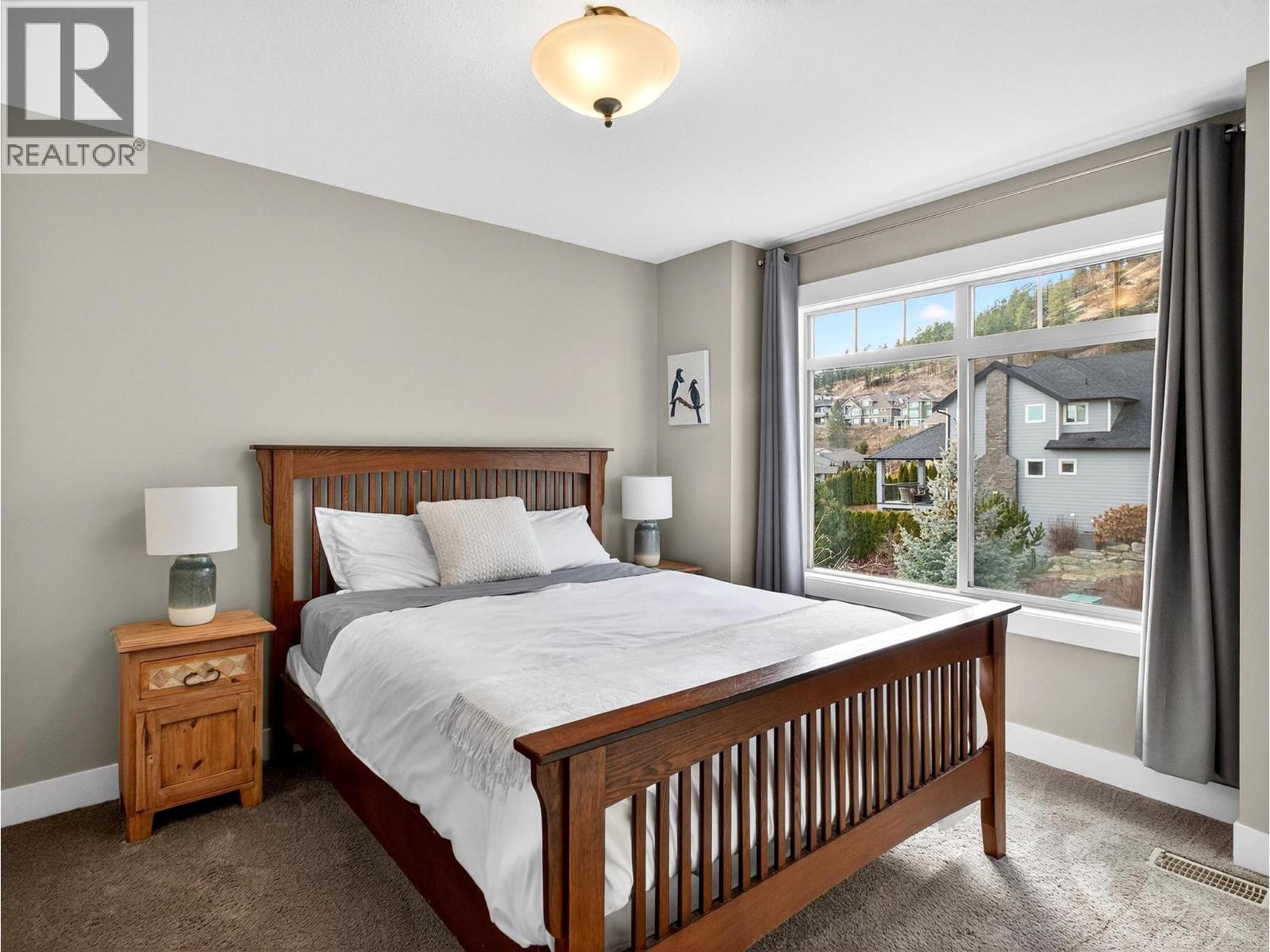 2371 Paramount Drive, West Kelowna