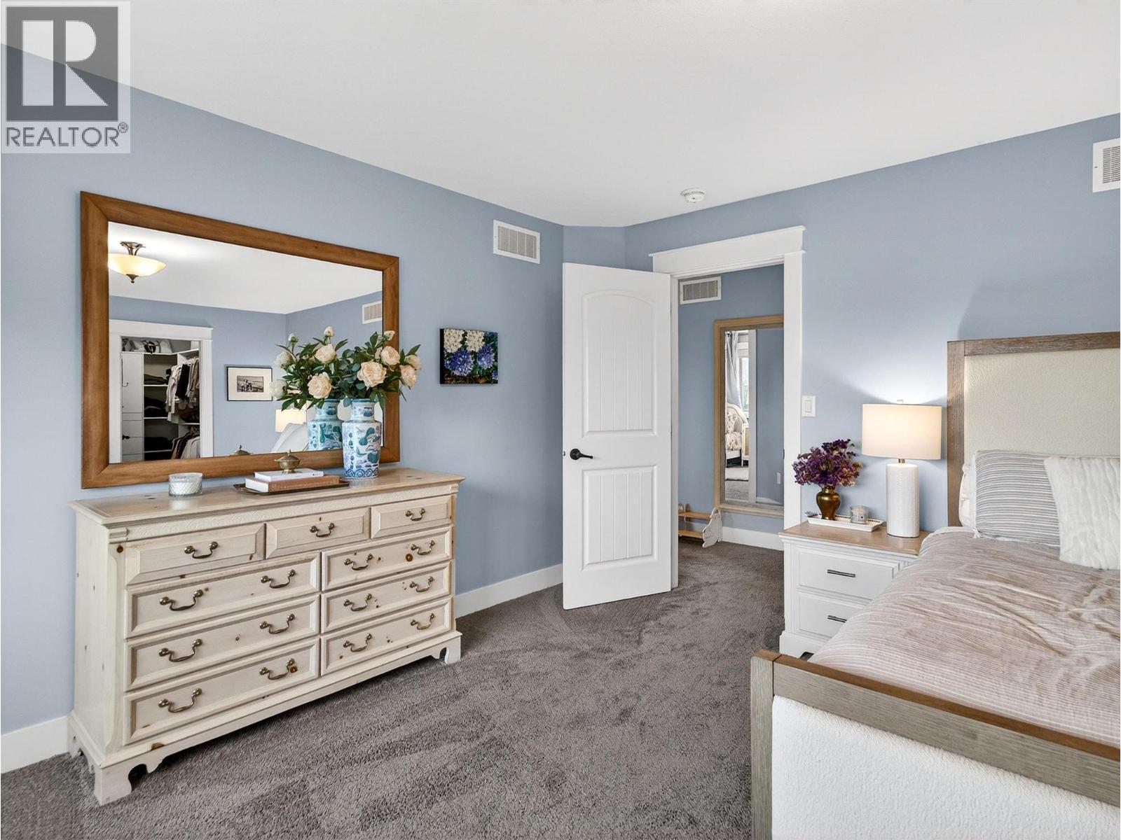 2371 Paramount Drive, West Kelowna