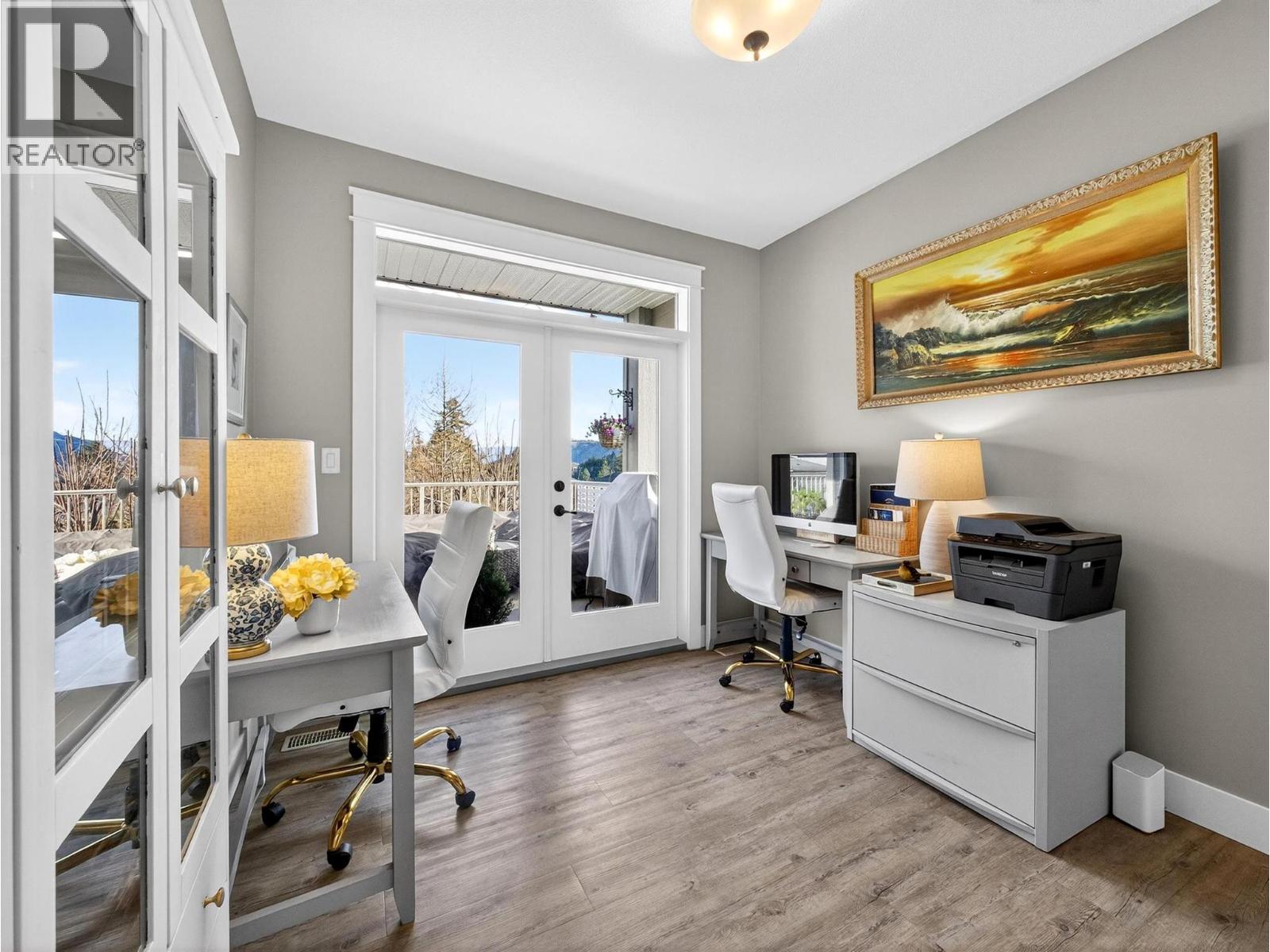 2371 Paramount Drive, West Kelowna