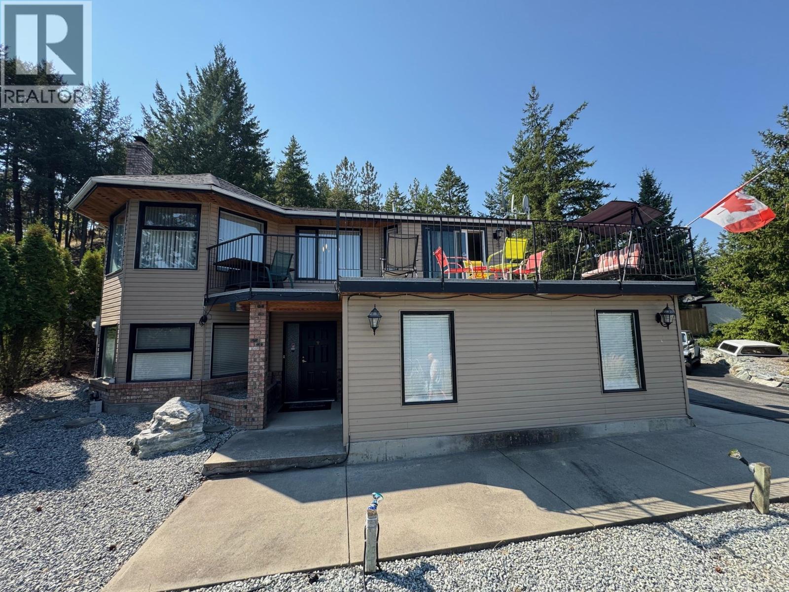 1820 Olympus Way, West Kelowna