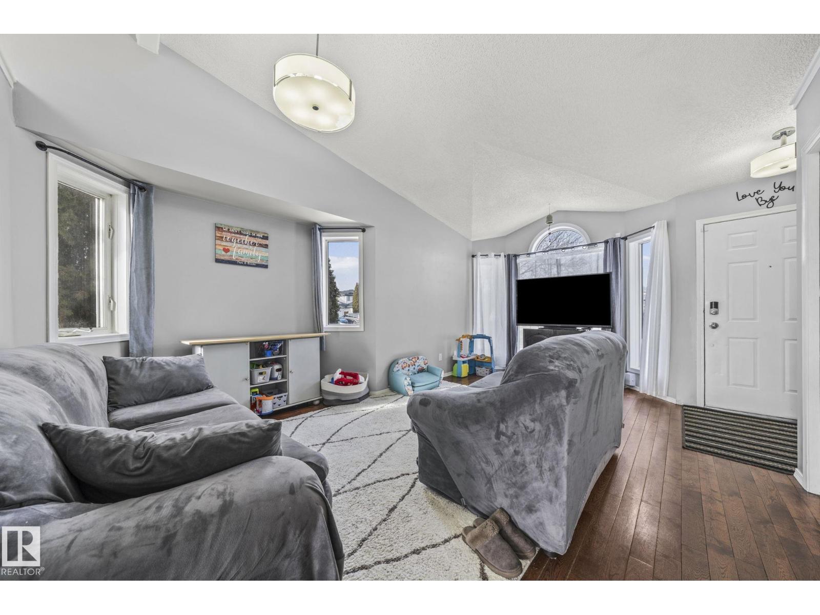 13859 131A AV NW, Edmonton