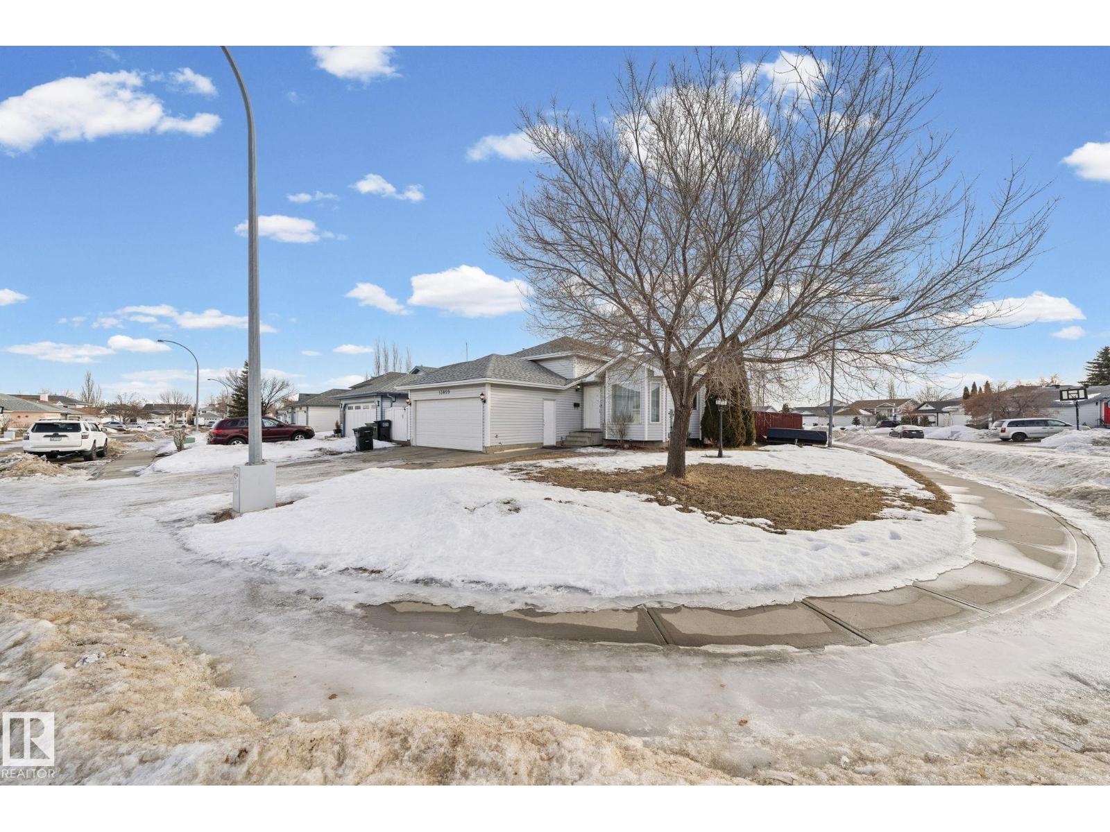 13859 131A AV NW, Edmonton