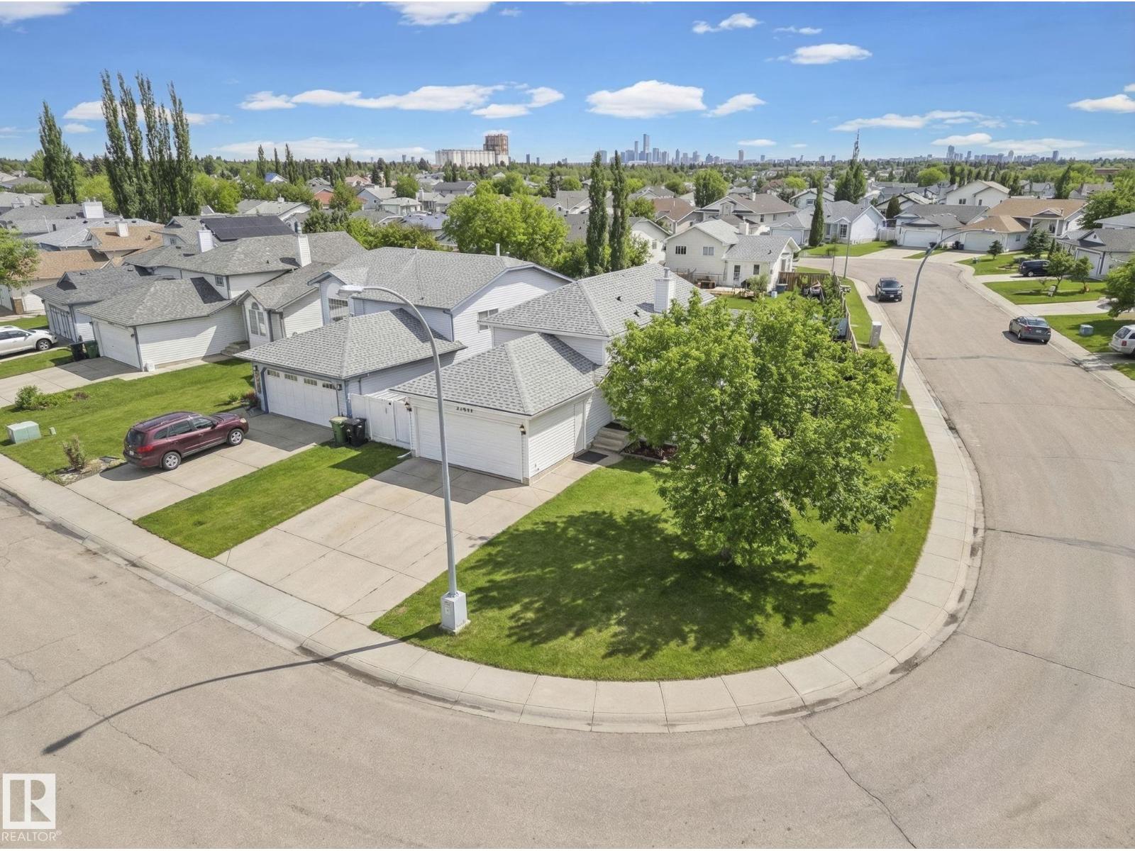 13859 131A AV NW, Edmonton