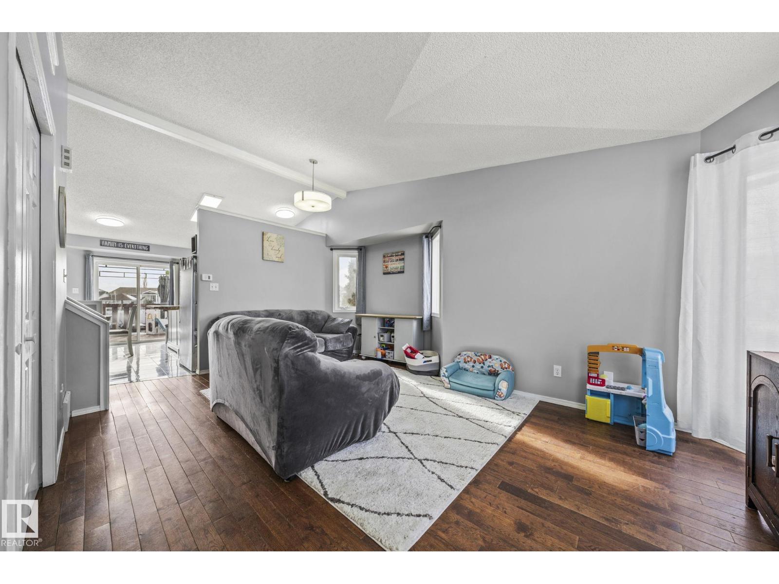 13859 131A AV NW, Edmonton