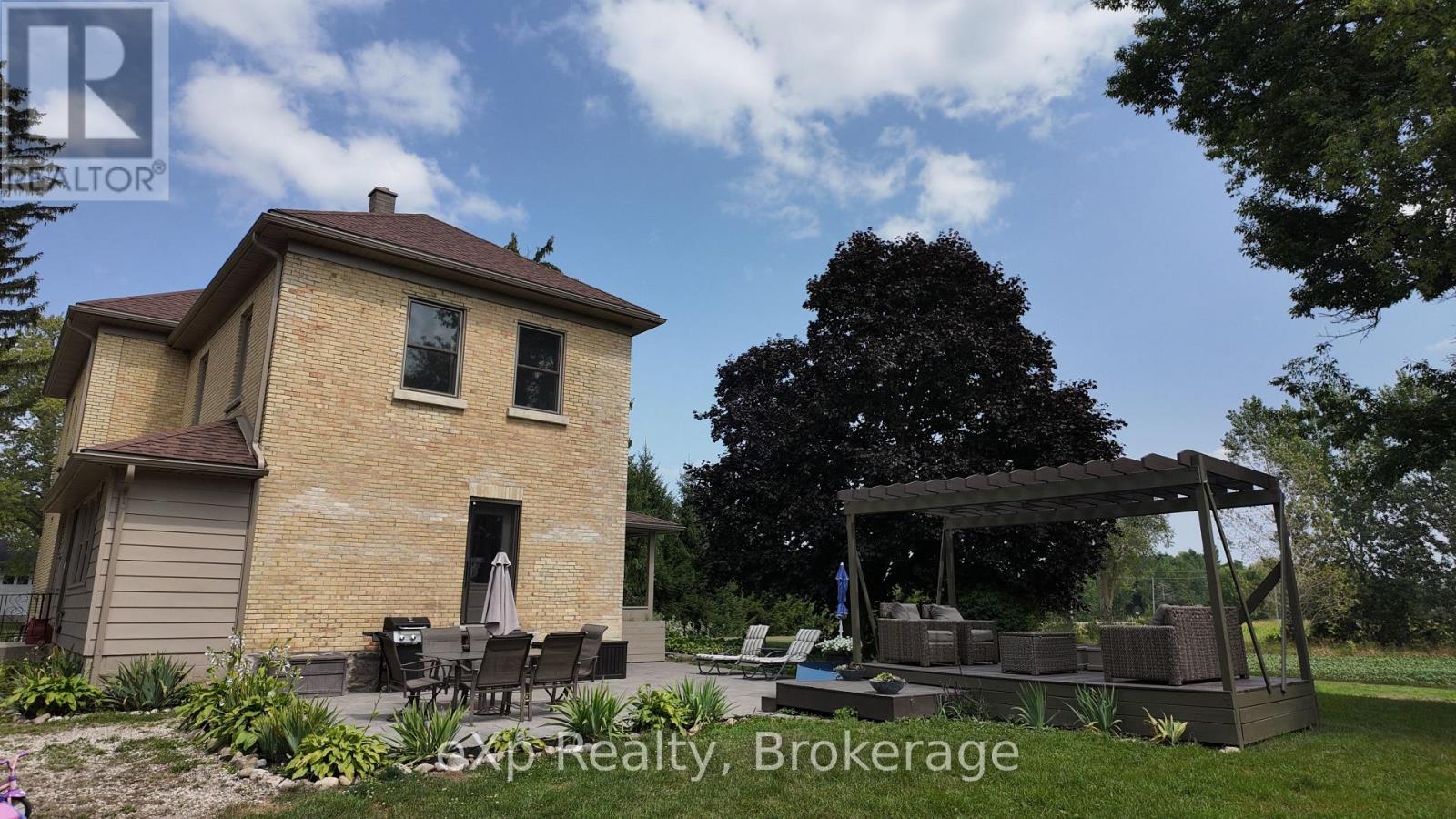 1337 BRUCE ROAD 15 - 27