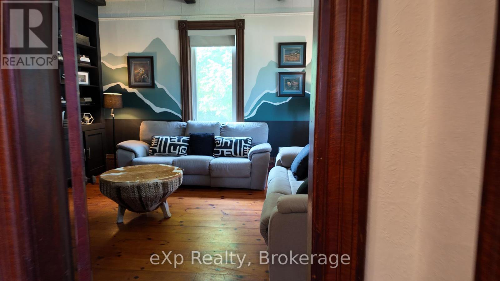 1337 BRUCE ROAD 15 - 6
