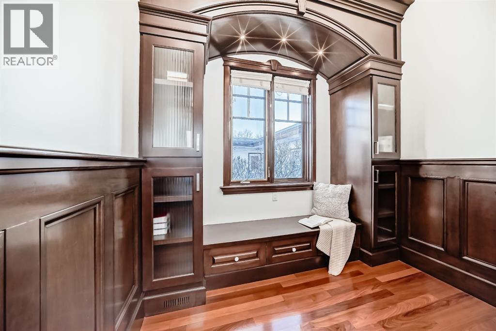 Single Family House for Sale in  Westmount Boulevard NW Hillhurst Calgary 