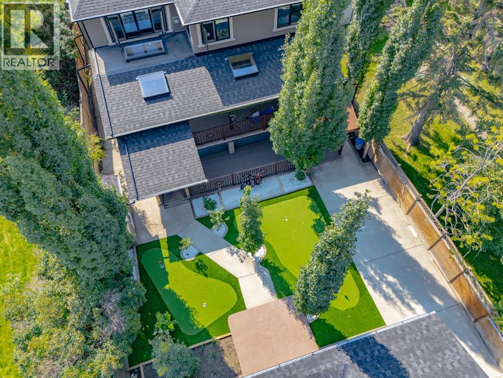 Single Family House for Sale in  Westmount Boulevard NW Hillhurst Calgary 