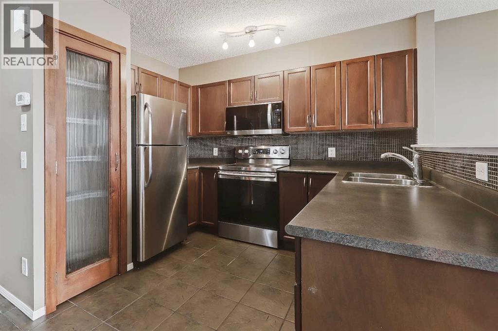 Single Family House for Sale in  Eversyde Common SW Evergreen Calgary 