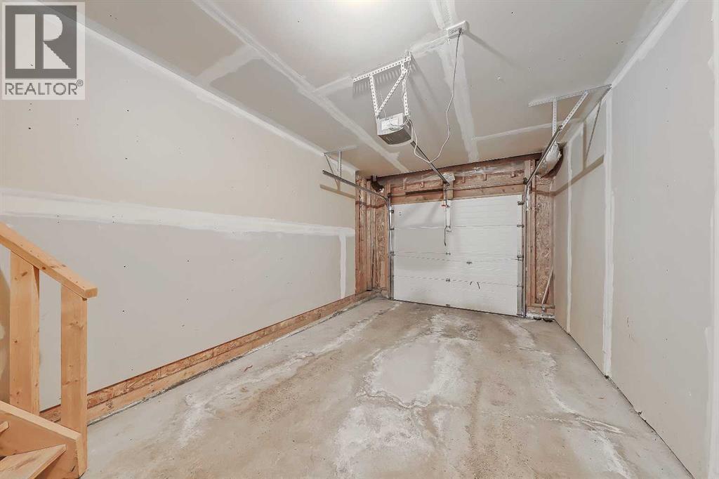 Single Family House for Sale in  Eversyde Common SW Evergreen Calgary 