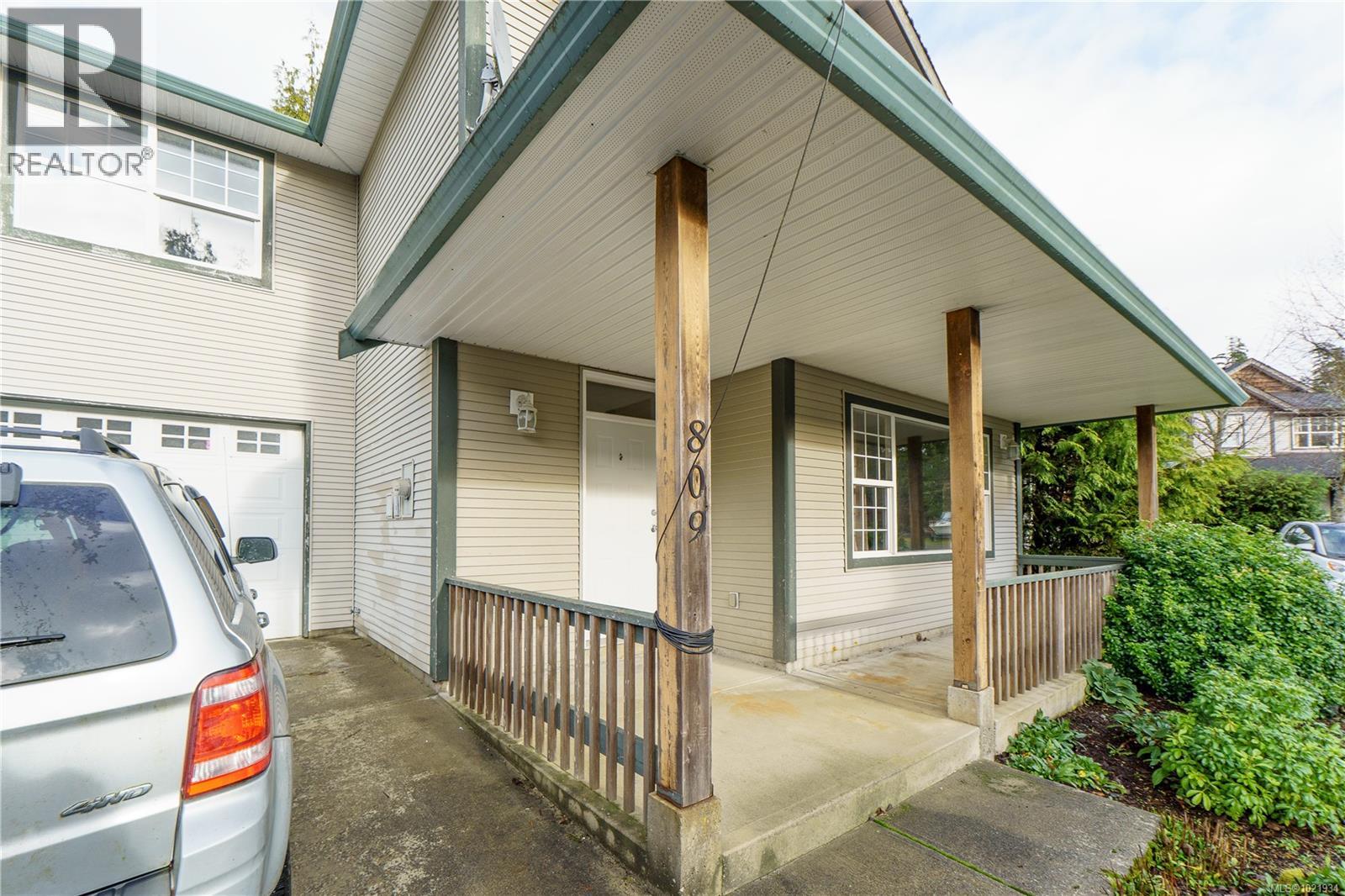 809 Ocean Park Dr - 2