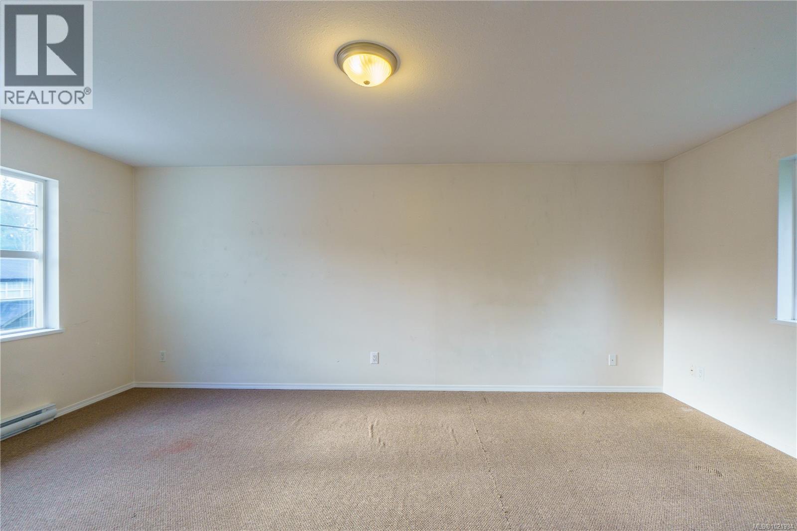 809 Ocean Park Dr - 28
