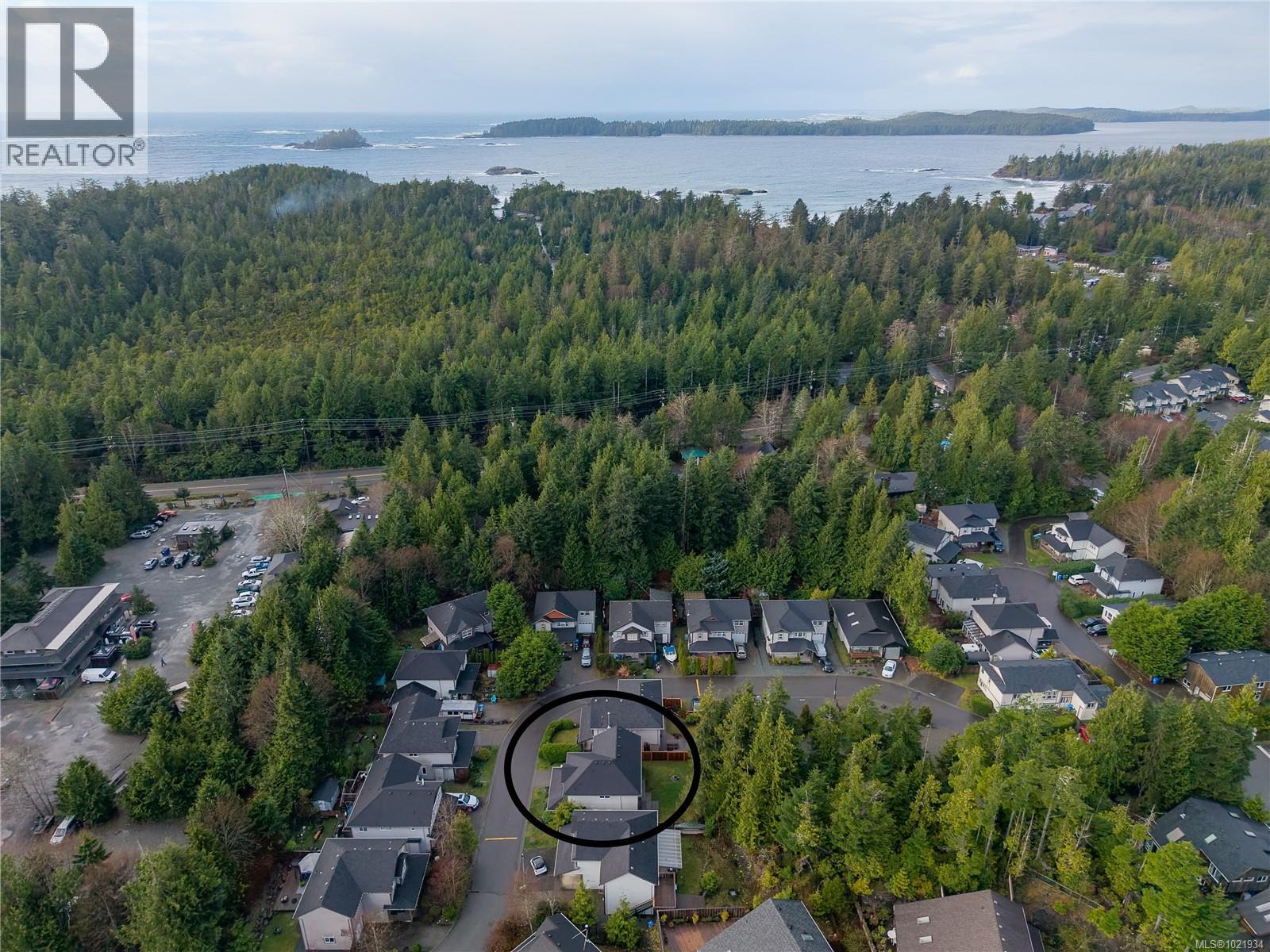 809 ocean park Dr, Tofino