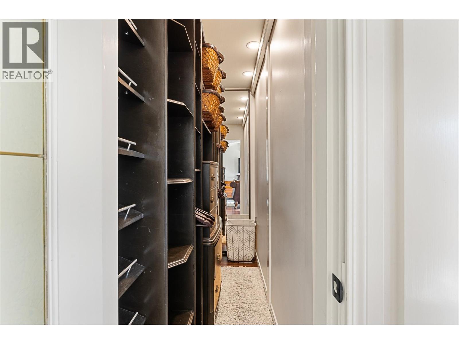 2165 Paly Road, Kelowna