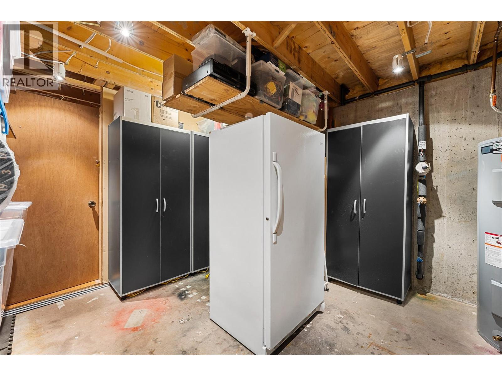 2165 Paly Road, Kelowna