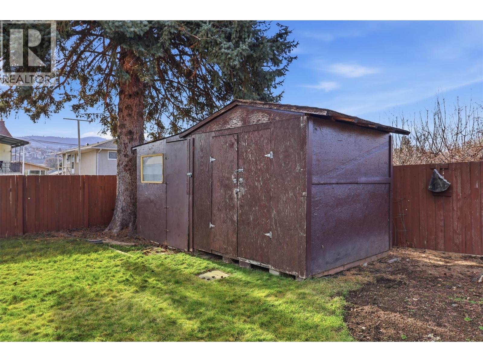 222 FORT Avenue, Kamloops