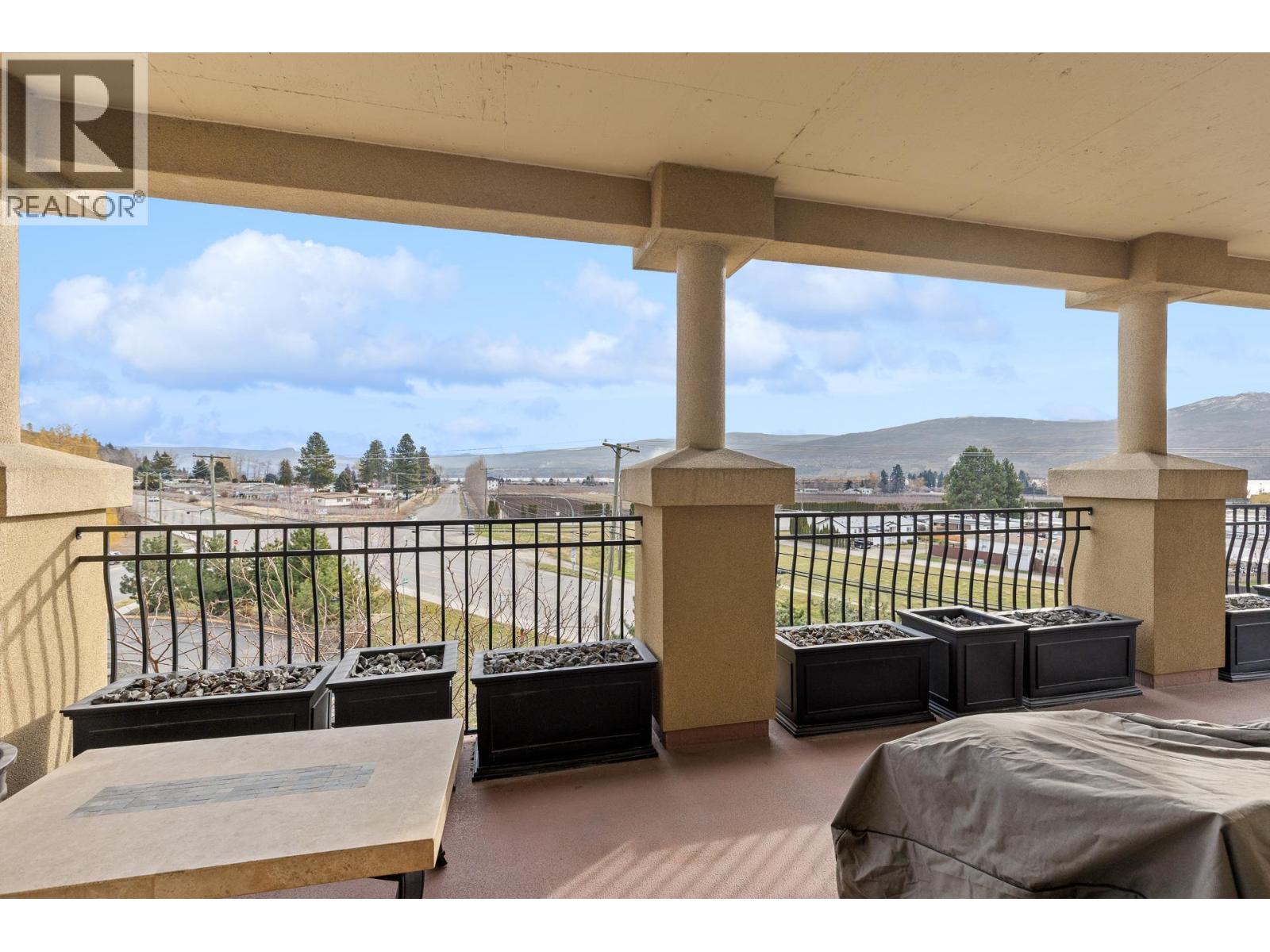 417 2070 Boucherie Road, West Kelowna