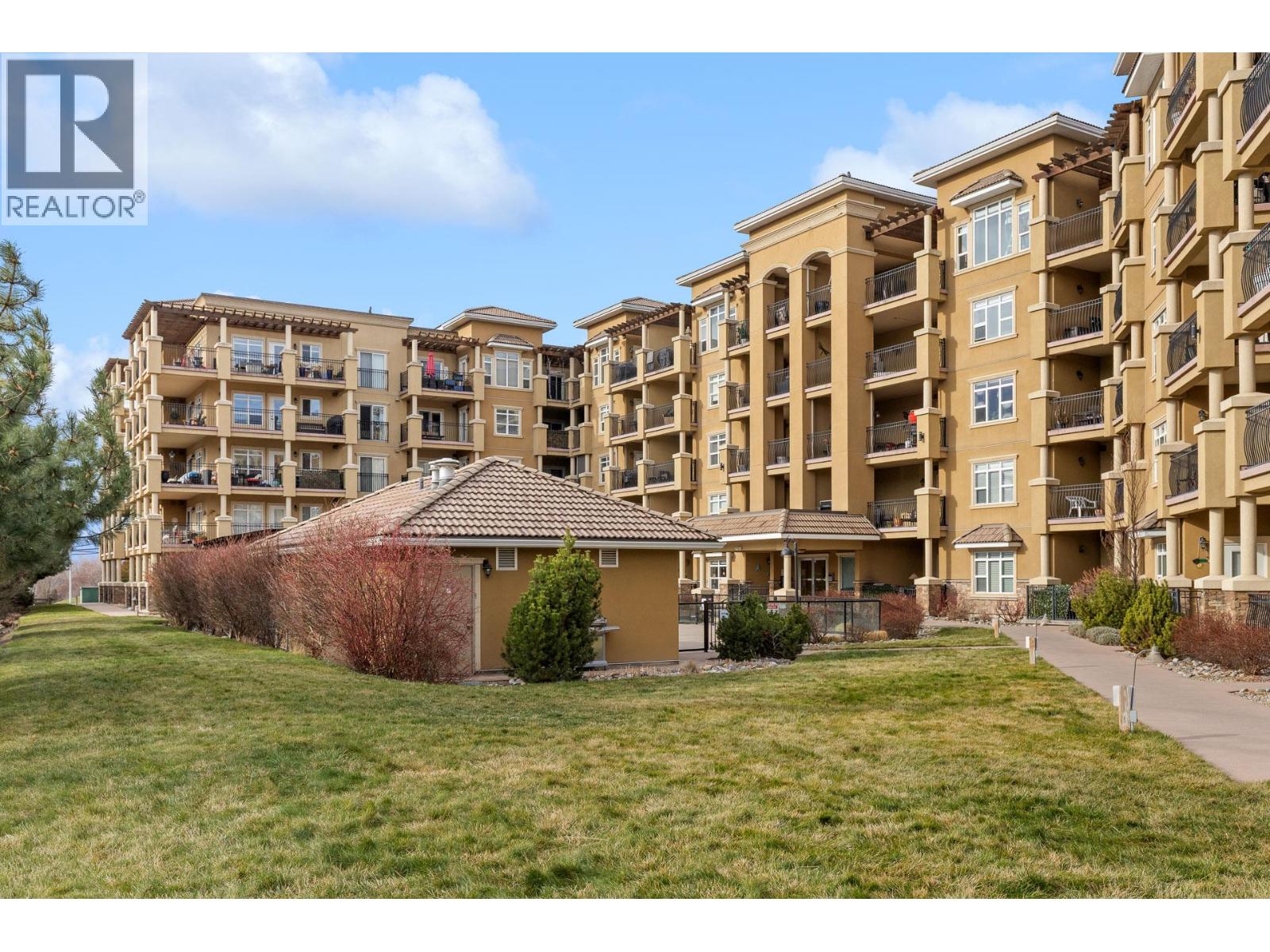 417 2070 Boucherie Road, West Kelowna