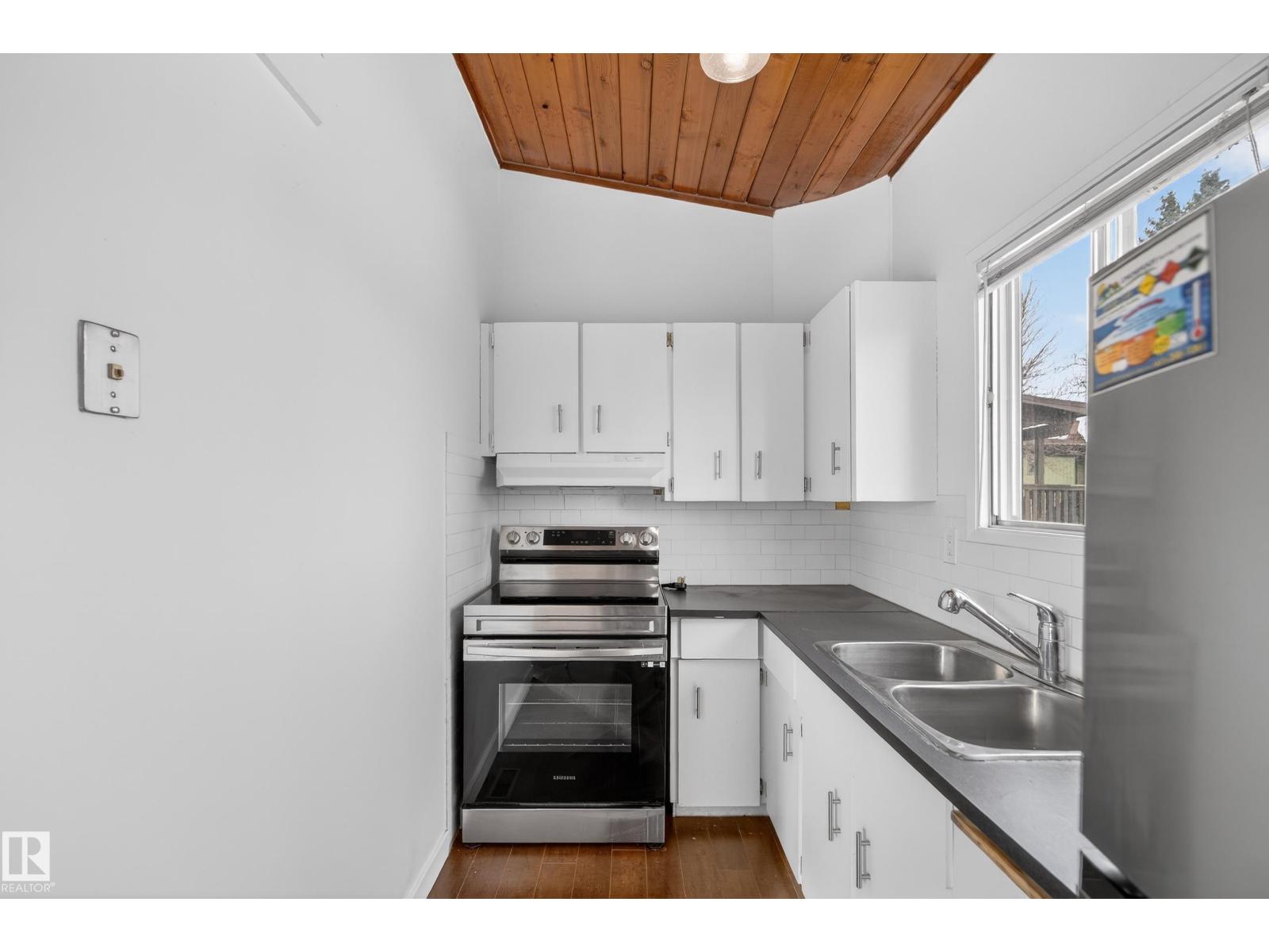 490 LEE RIDGE RD NW, Edmonton