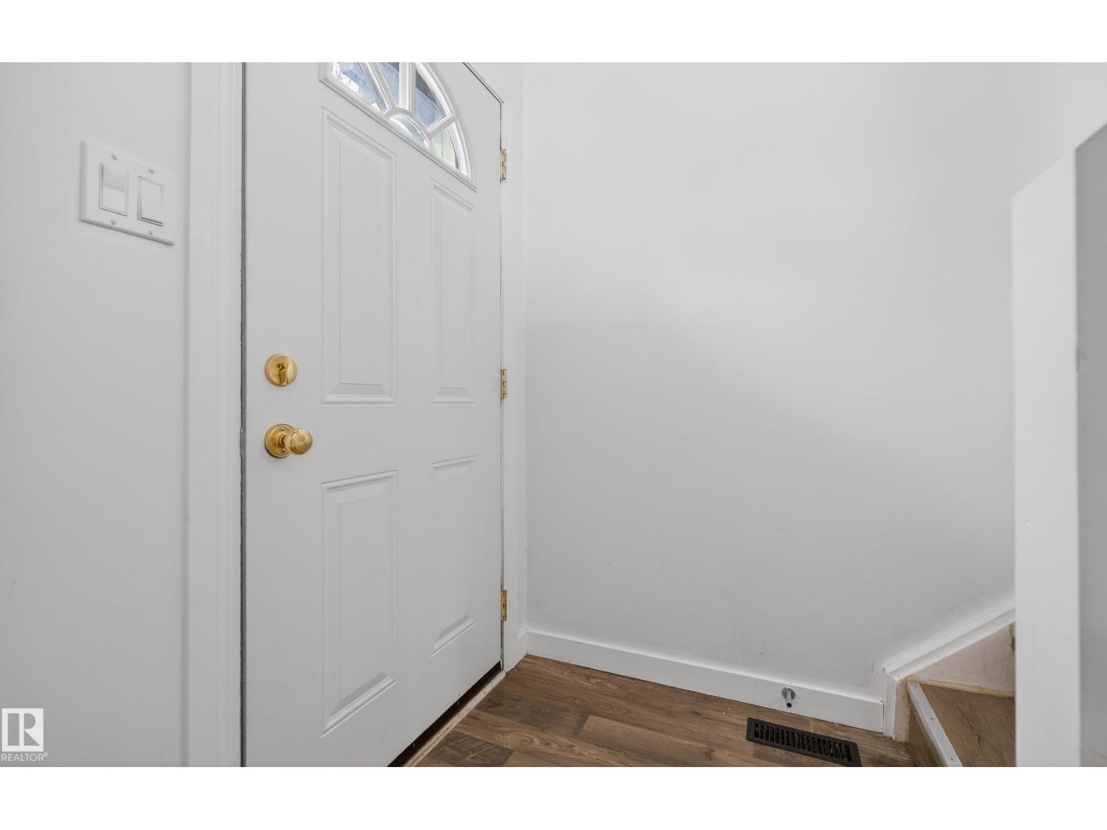 490 LEE RIDGE RD NW, Edmonton