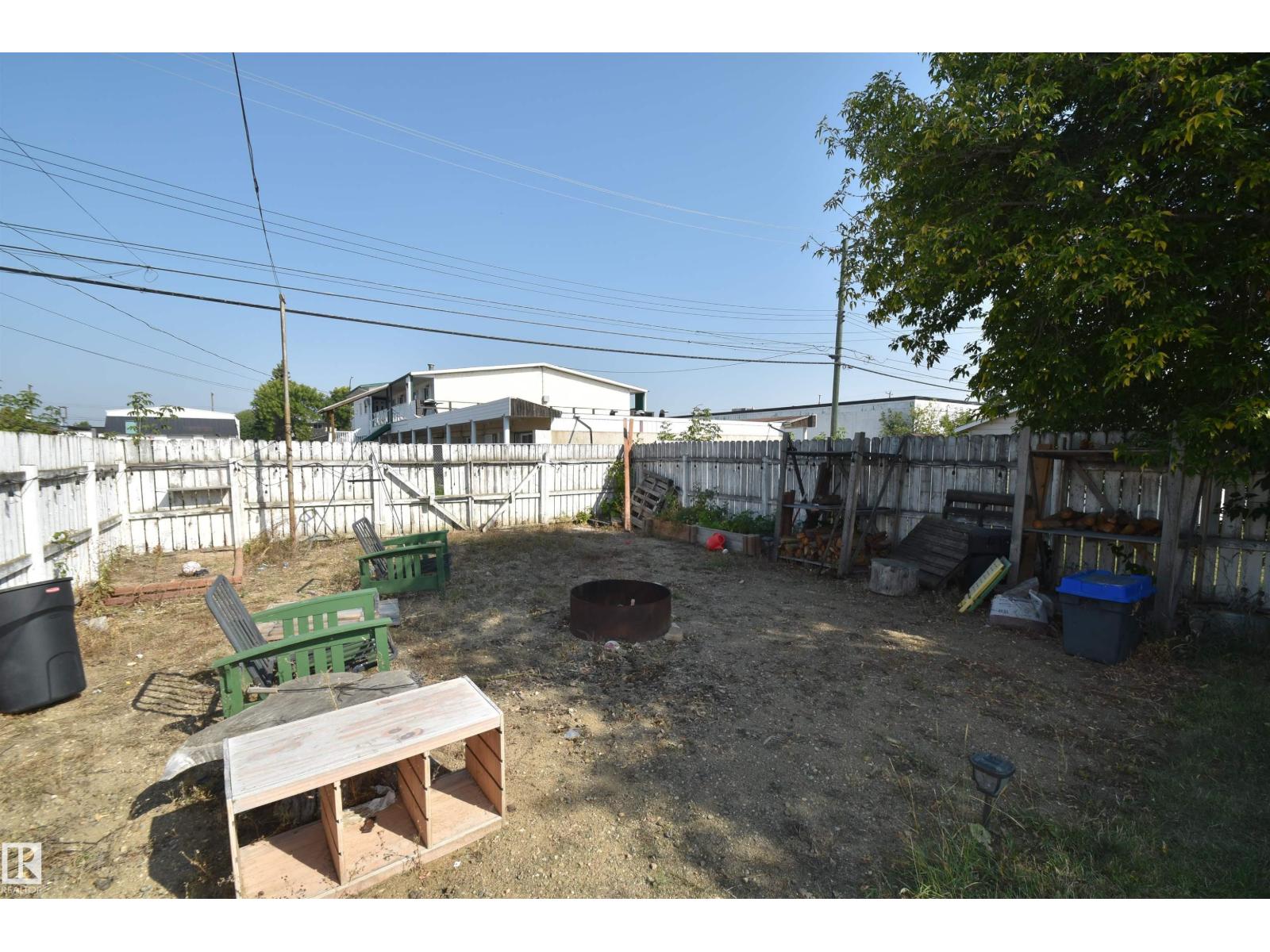 4422 49 AV - Photo 4 of 30, St. Paul Town, Alberta