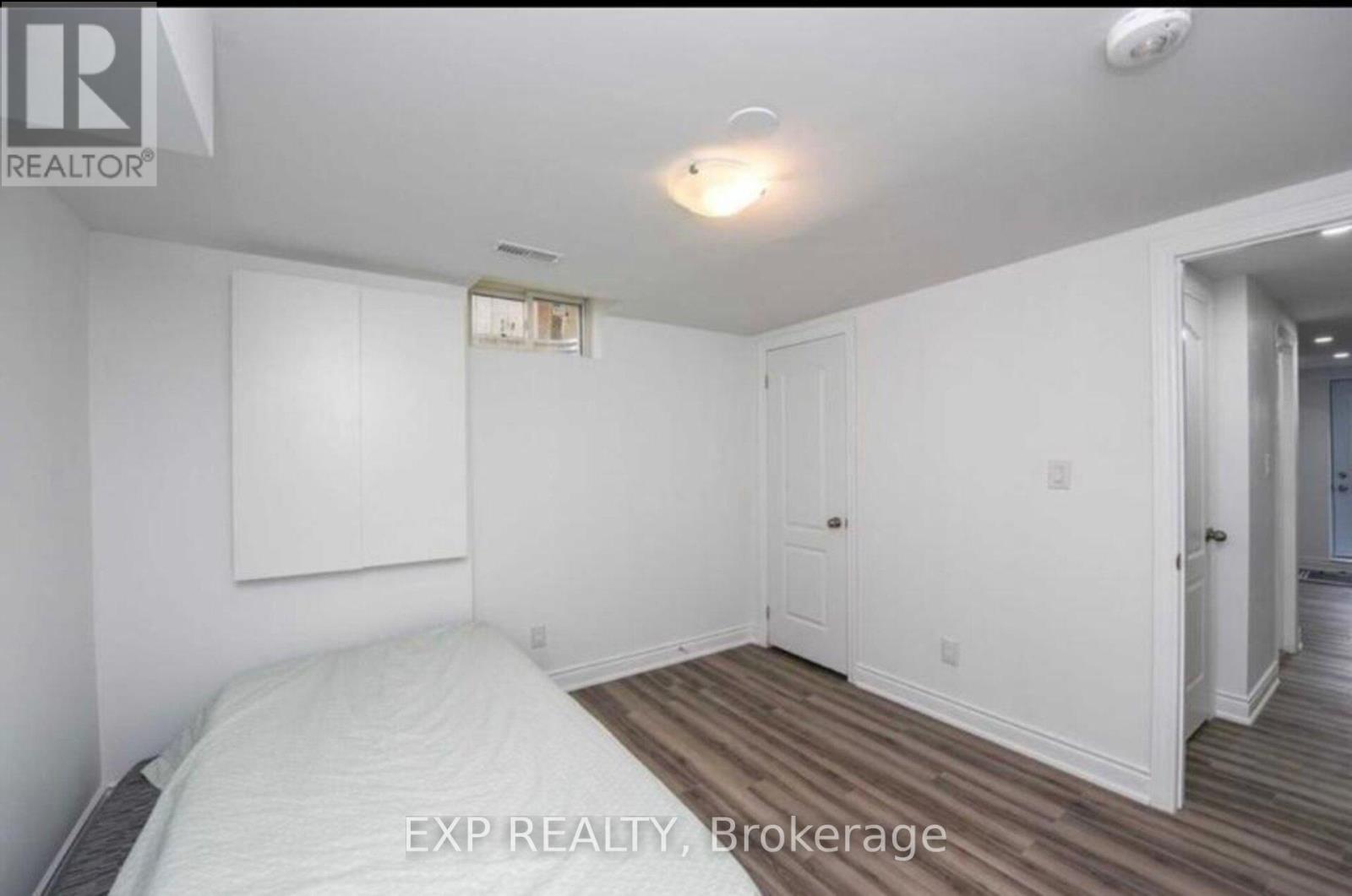 Single Family House for Sale in  NORTHAMPTON STREET Brampton (Westgate) 