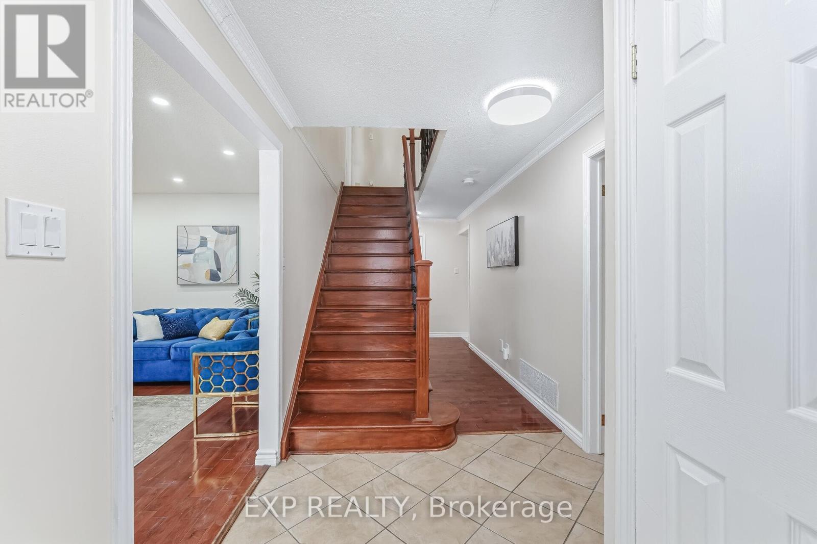 Single Family House for Sale in  NORTHAMPTON STREET Brampton (Westgate) 