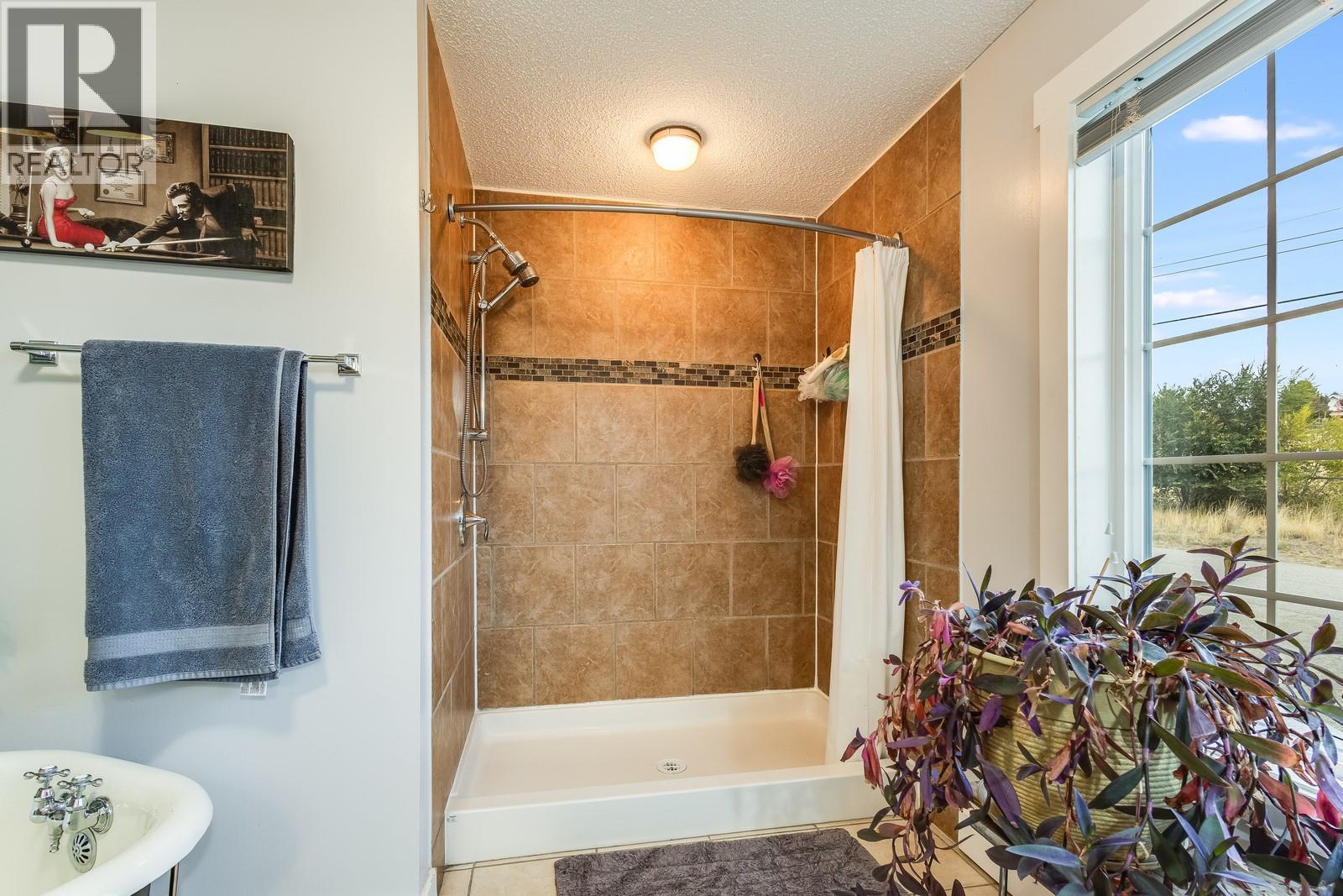  3766 Wetton Road, West Kelowna