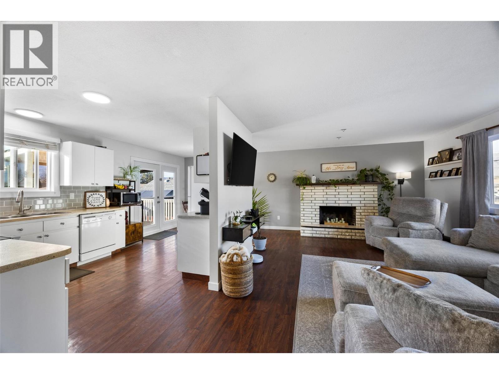 2087 SUNNYCREST Avenue, Kamloops