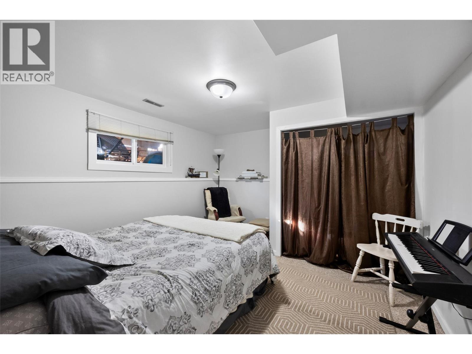 2087 SUNNYCREST Avenue, Kamloops