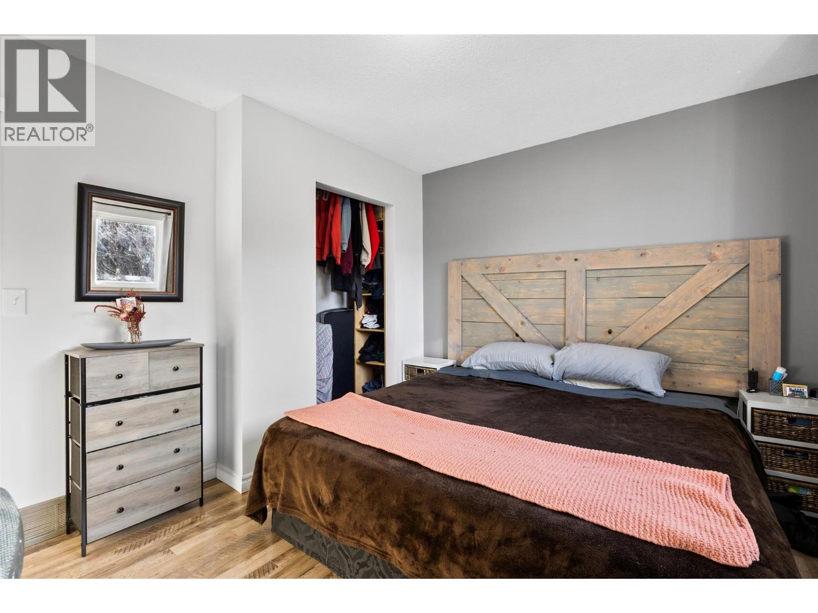 2087 SUNNYCREST Avenue, Kamloops