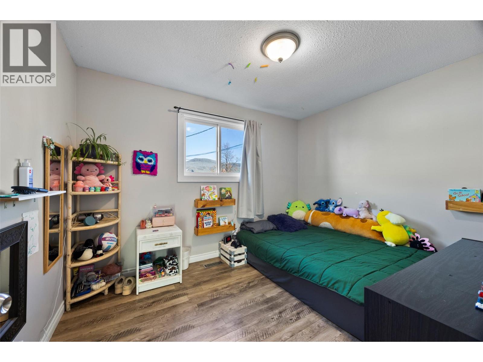 2087 SUNNYCREST Avenue, Kamloops