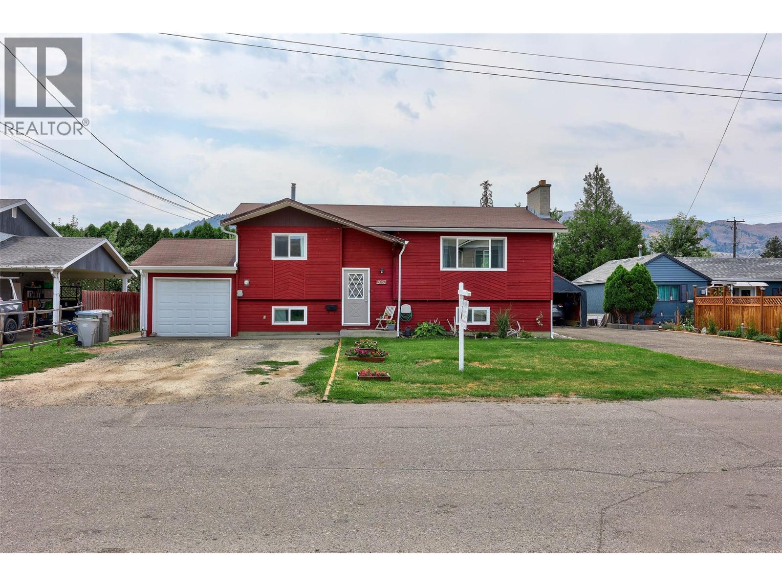 2087 SUNNYCREST Avenue, Kamloops