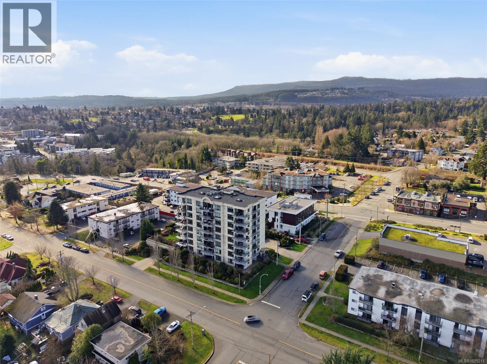 201 225 Rosehill St, Nanaimo