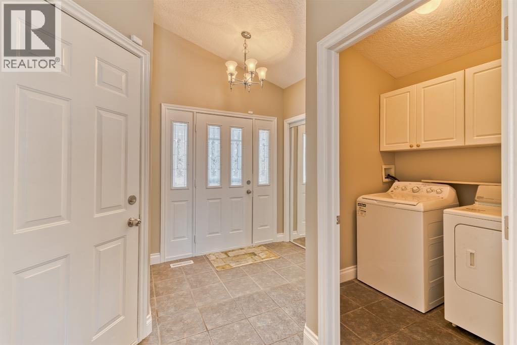 Single Family House Bungalow for Sale in  Hidden Vale Close NW Hidden Valley Calgary 