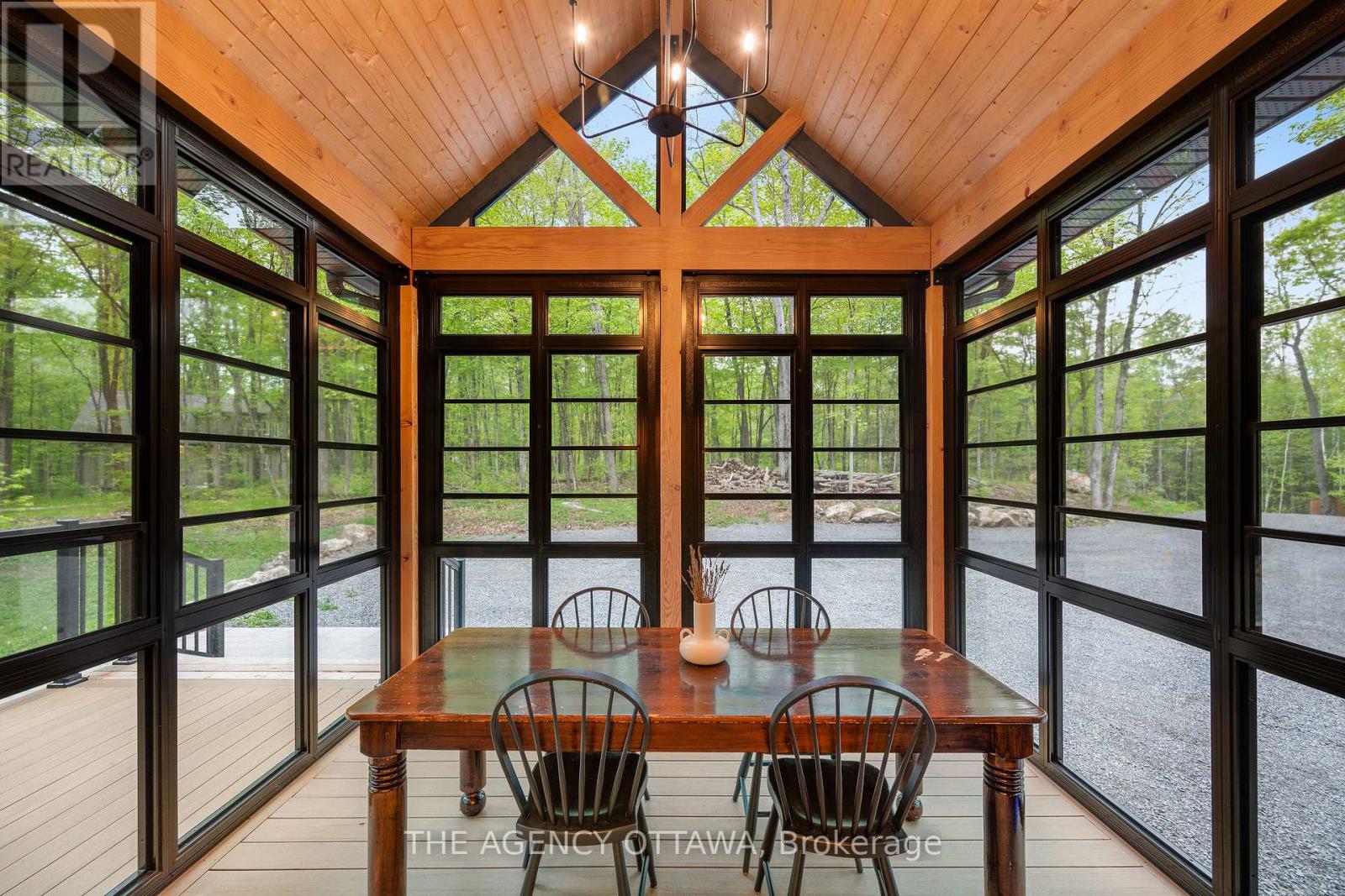 36 CRESTVIEW DRIVE - 33