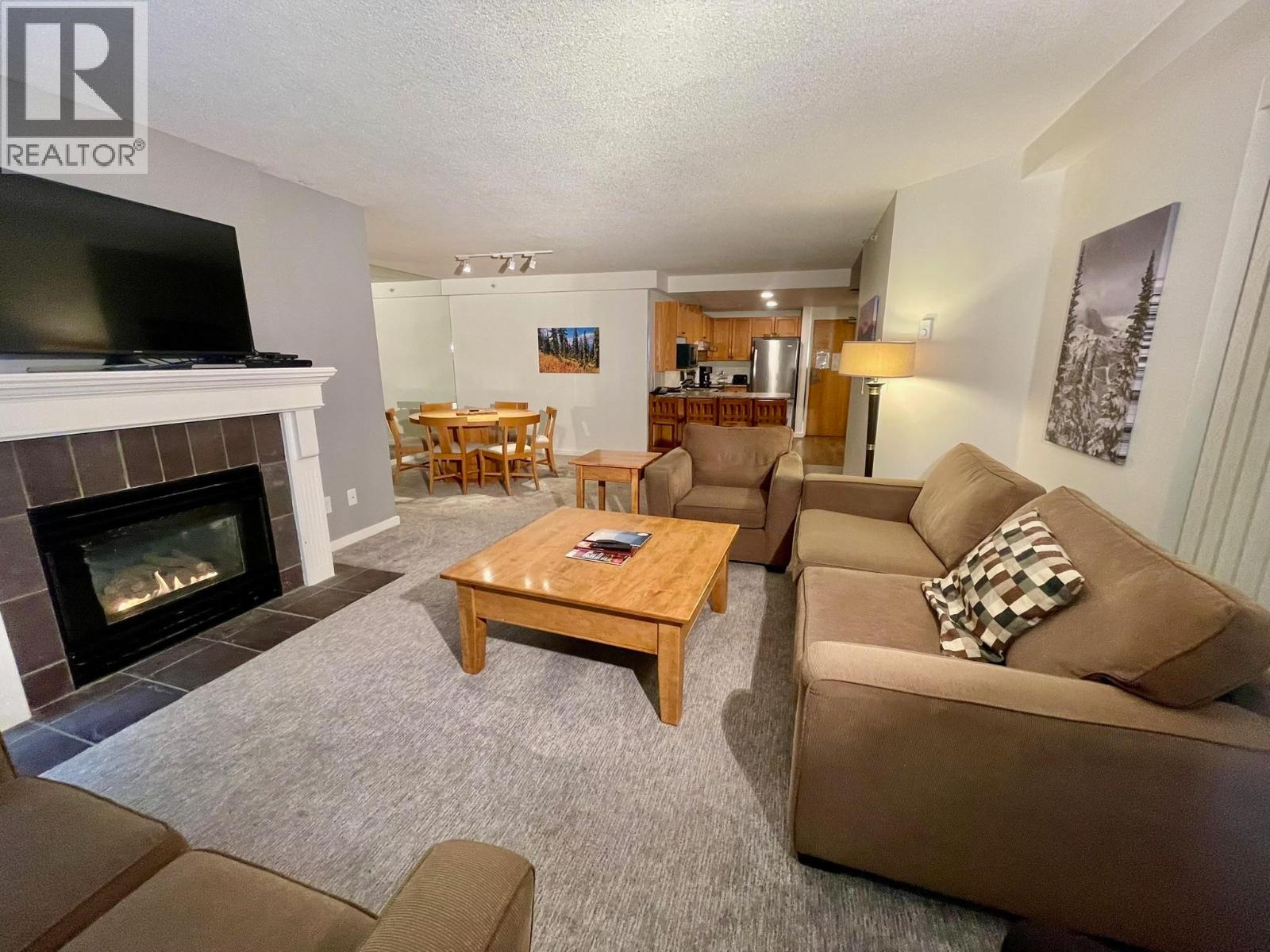 Week 2 220-4910 SPEARHEAD PLACE, Whistler