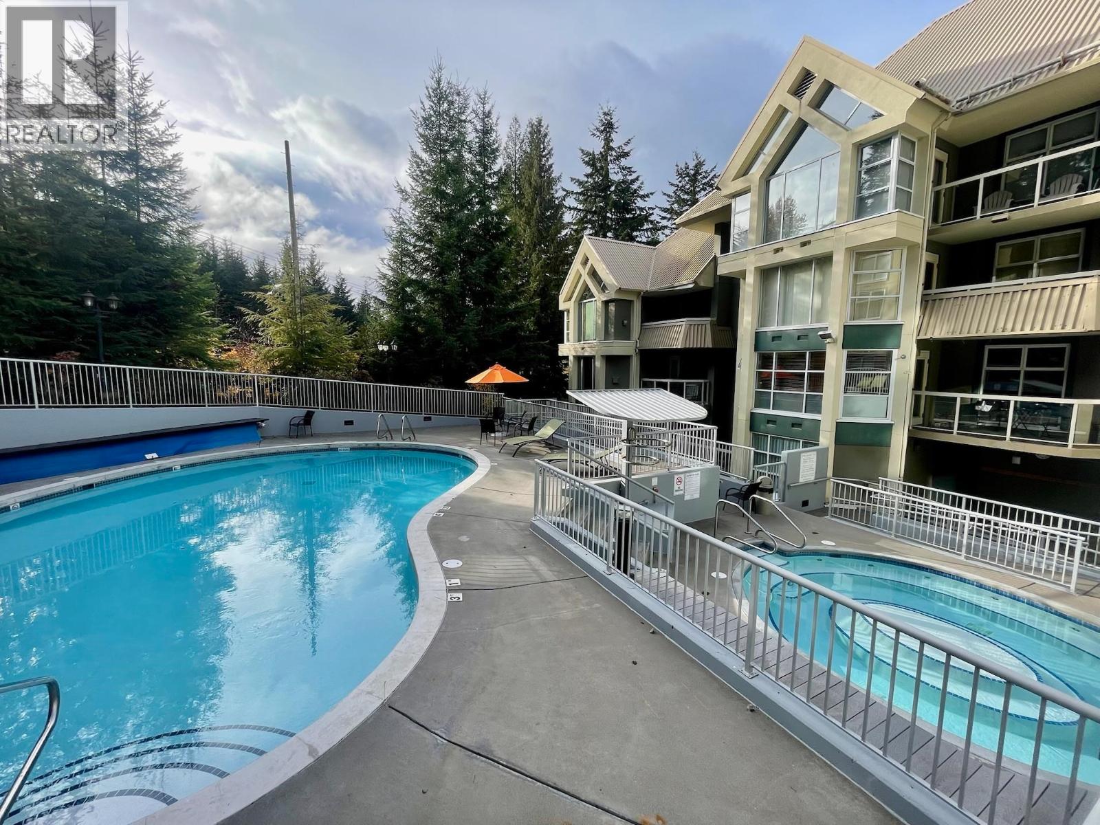 Week 2 220-4910 SPEARHEAD PLACE, Whistler