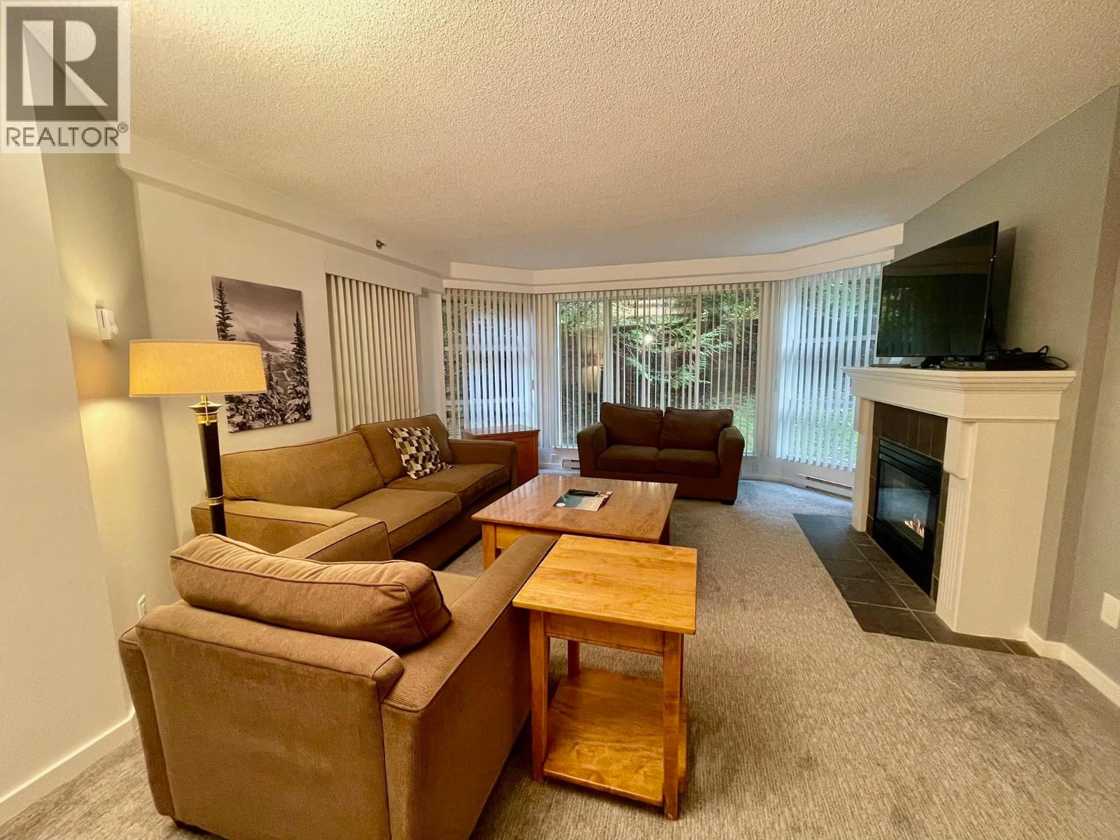 Week 2 220-4910 SPEARHEAD PLACE, Whistler