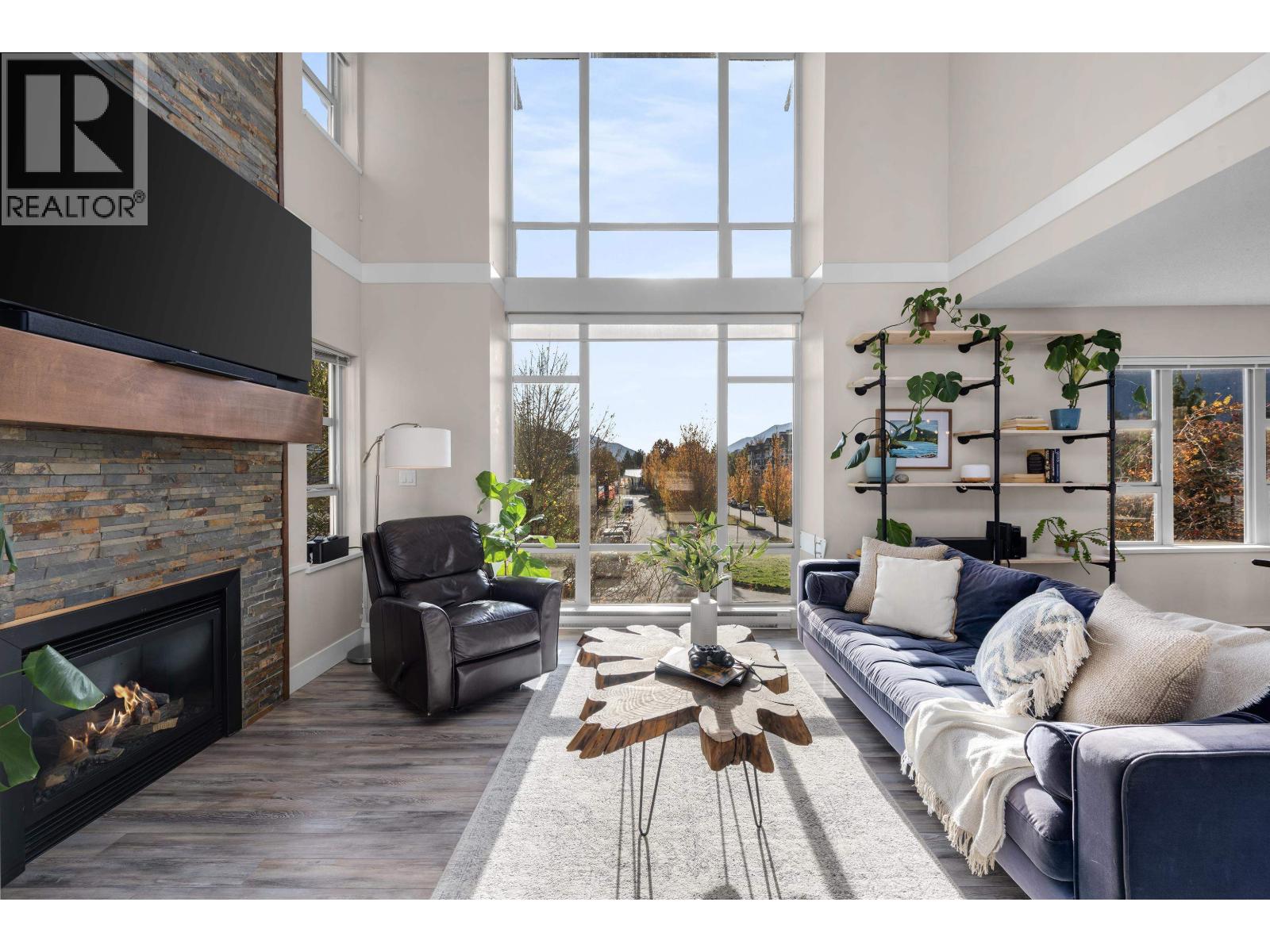 38226 EAGLEWIND BOULEVARD, Squamish