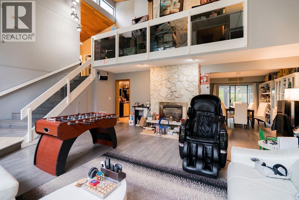 2525 NORCREST COURT, Burnaby