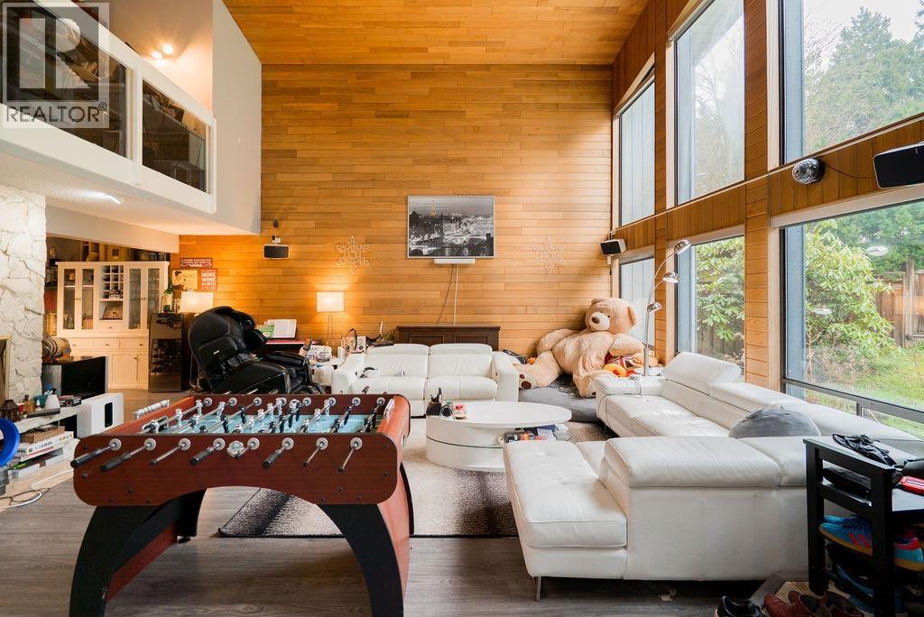 2525 NORCREST COURT, Burnaby