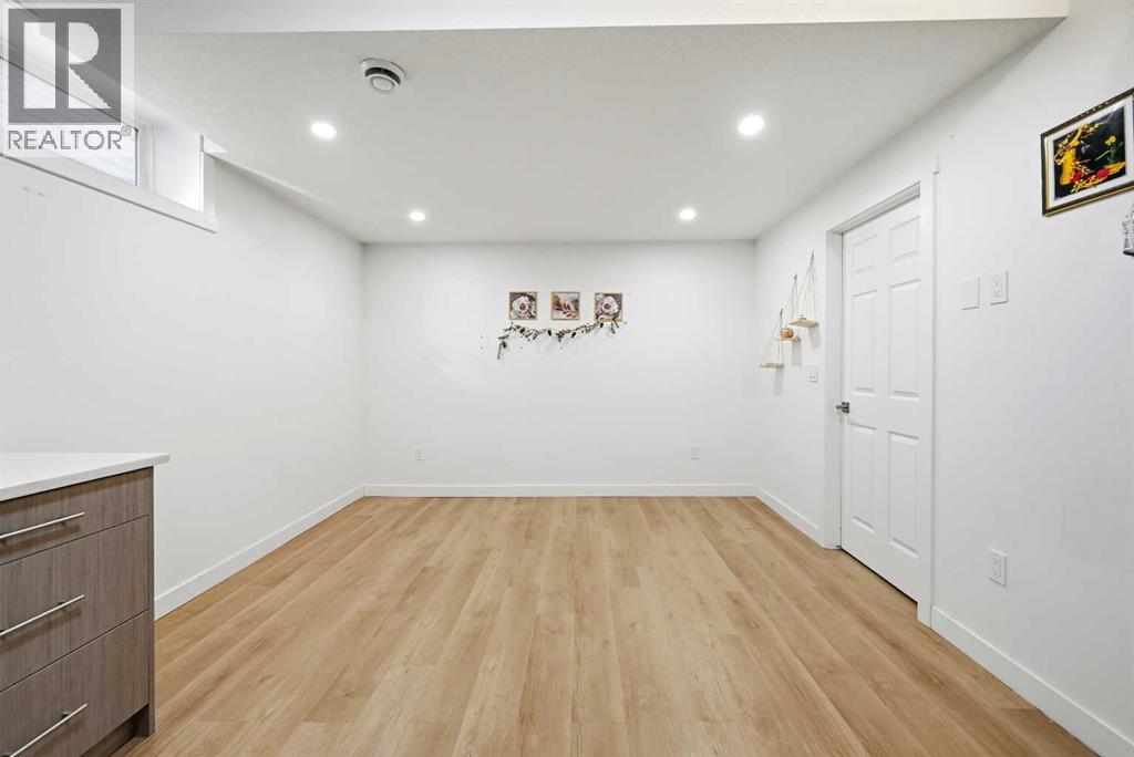 Single Family House for Sale in  Skyview Springs Crescent NE Skyview Ranch Calgary 