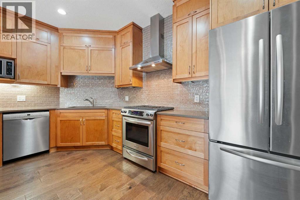 Single Family House for Sale in    Avenue NW Montgomery Calgary 