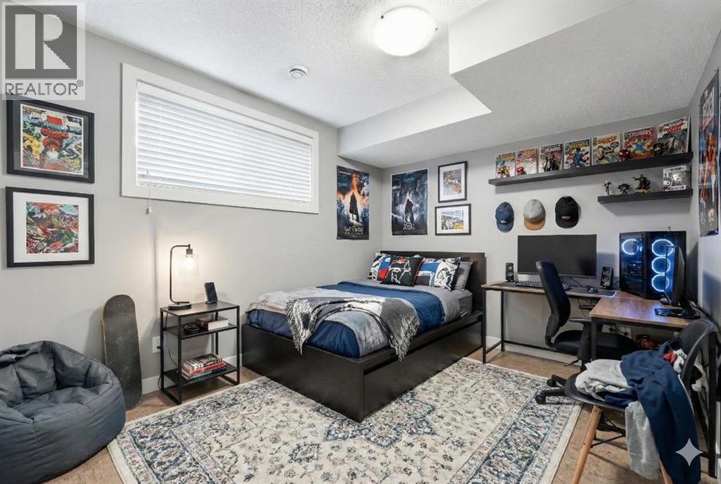 Single Family House for Sale in    Avenue NW Montgomery Calgary 