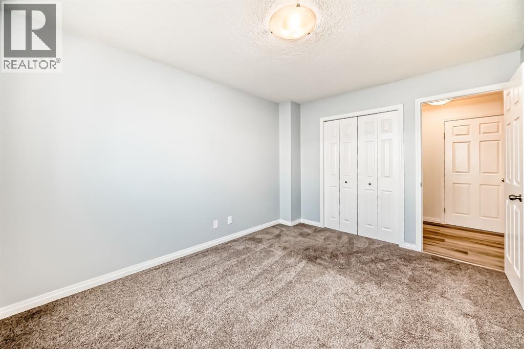 Single Family House for Sale in    Avenue SW Lower Mount Royal Calgary 