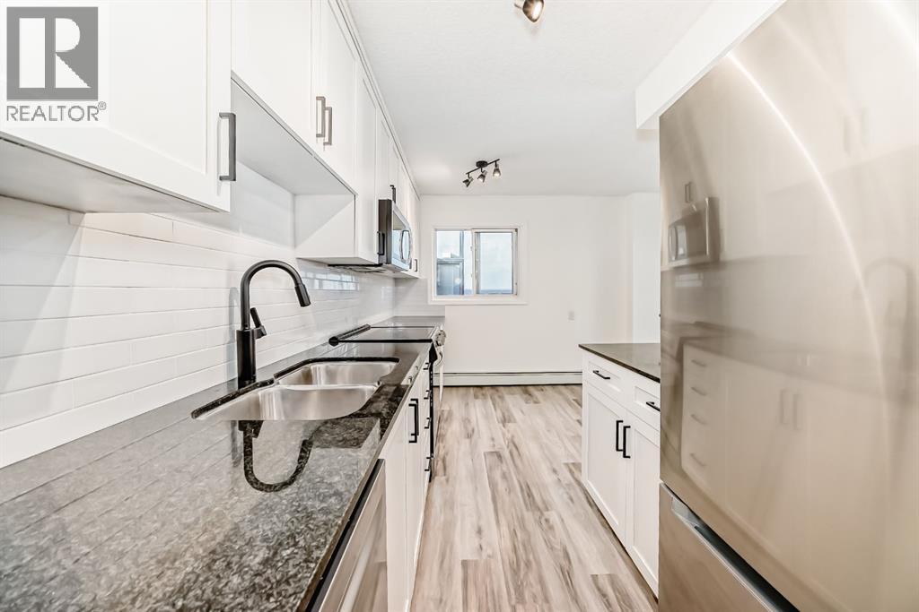 Single Family House for Sale in    Avenue SW Lower Mount Royal Calgary 